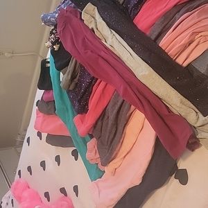 25 Pairs size 6 leggings for girl